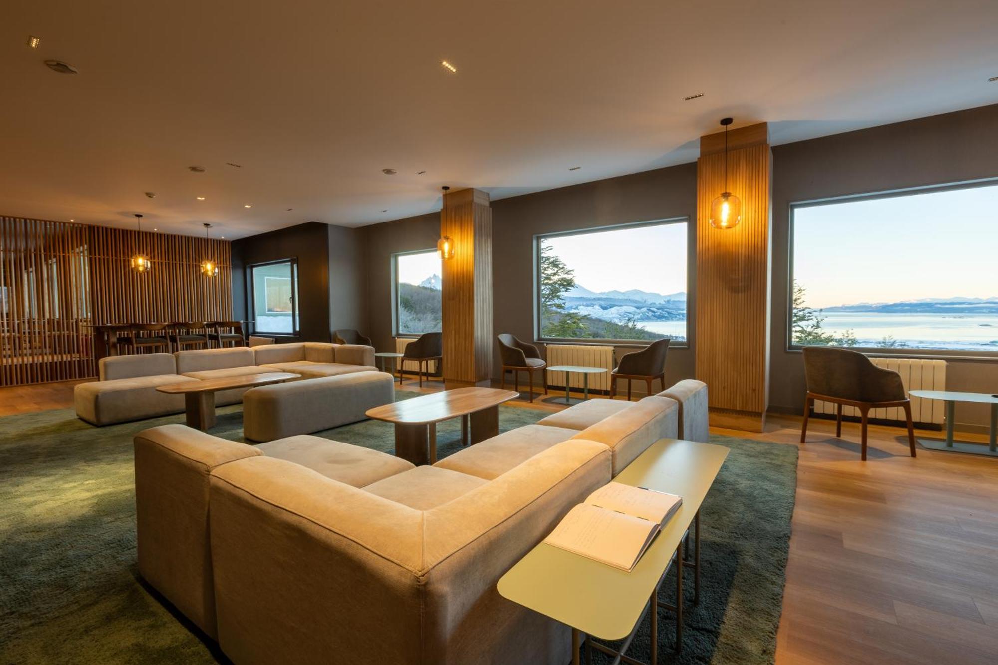 Los Acebos Ushuaia Hotel Bagian luar foto