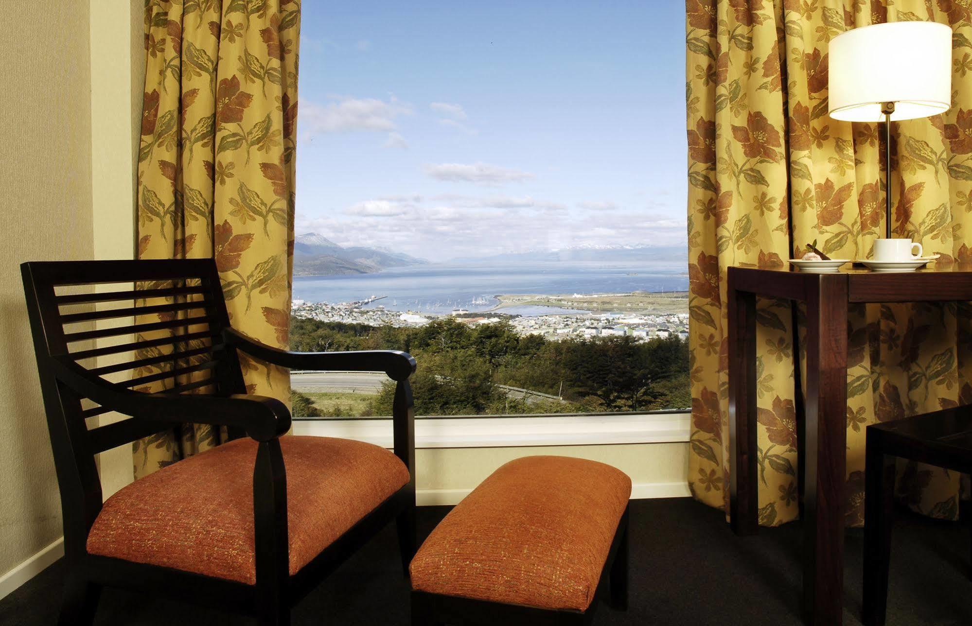 Los Acebos Ushuaia Hotel Bagian luar foto