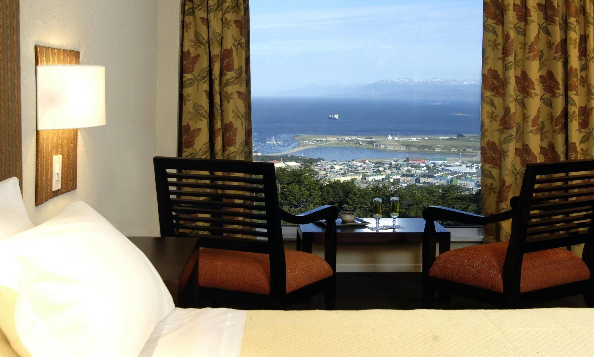 Los Acebos Ushuaia Hotel Bagian luar foto